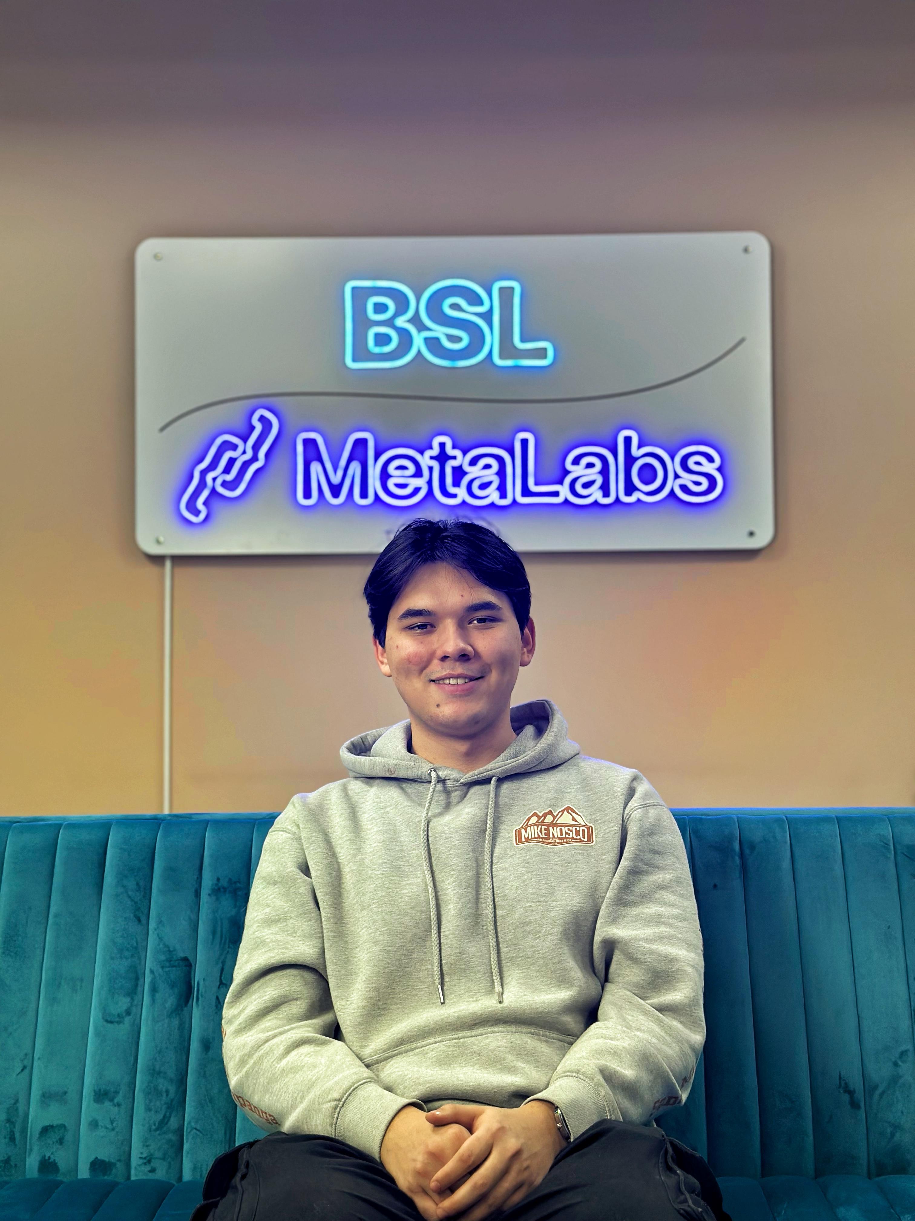 Ментор Азат, Ментор Диаз